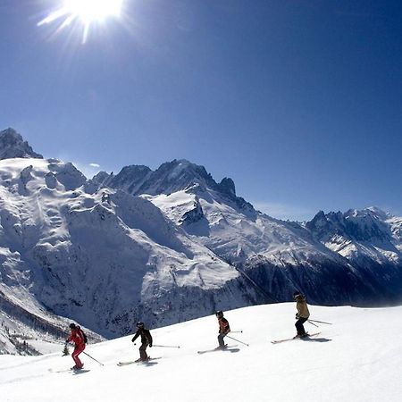Apartment Au Bon Coin - Luxury Chamonix Hidden Haven, Mont Blanc View, Hot Tub And Garden Kültér fotó