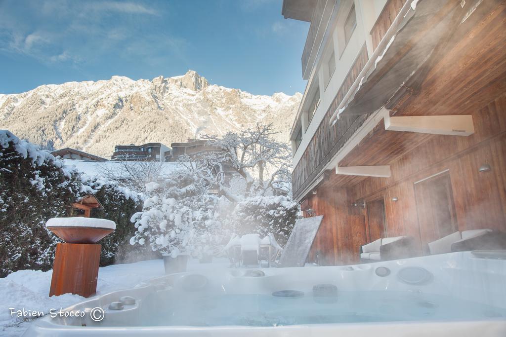 Apartment Au Bon Coin - Luxury Chamonix Hidden Haven, Mont Blanc View, Hot Tub And Garden Kültér fotó