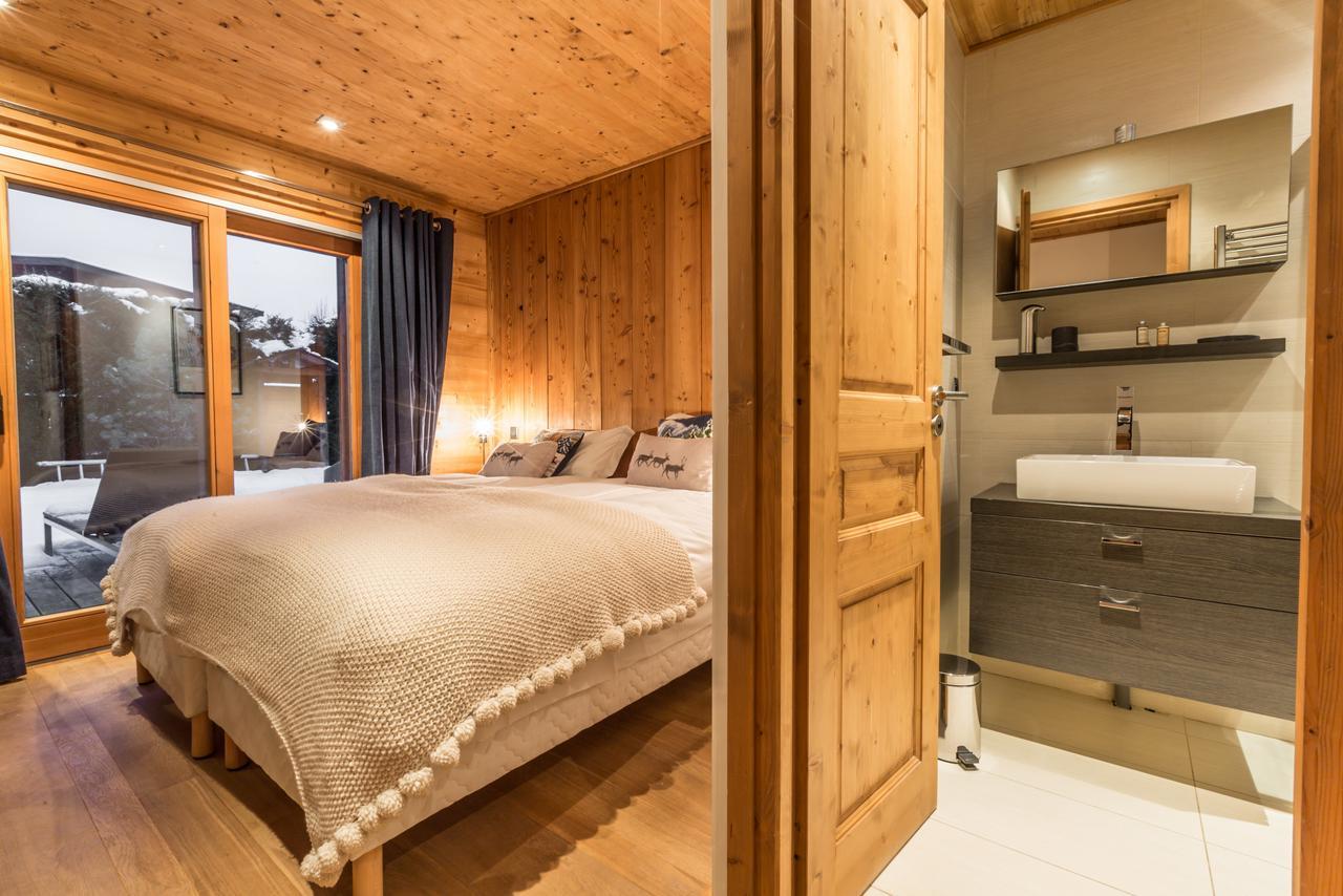 Apartment Au Bon Coin - Luxury Chamonix Hidden Haven, Mont Blanc View, Hot Tub And Garden Kültér fotó