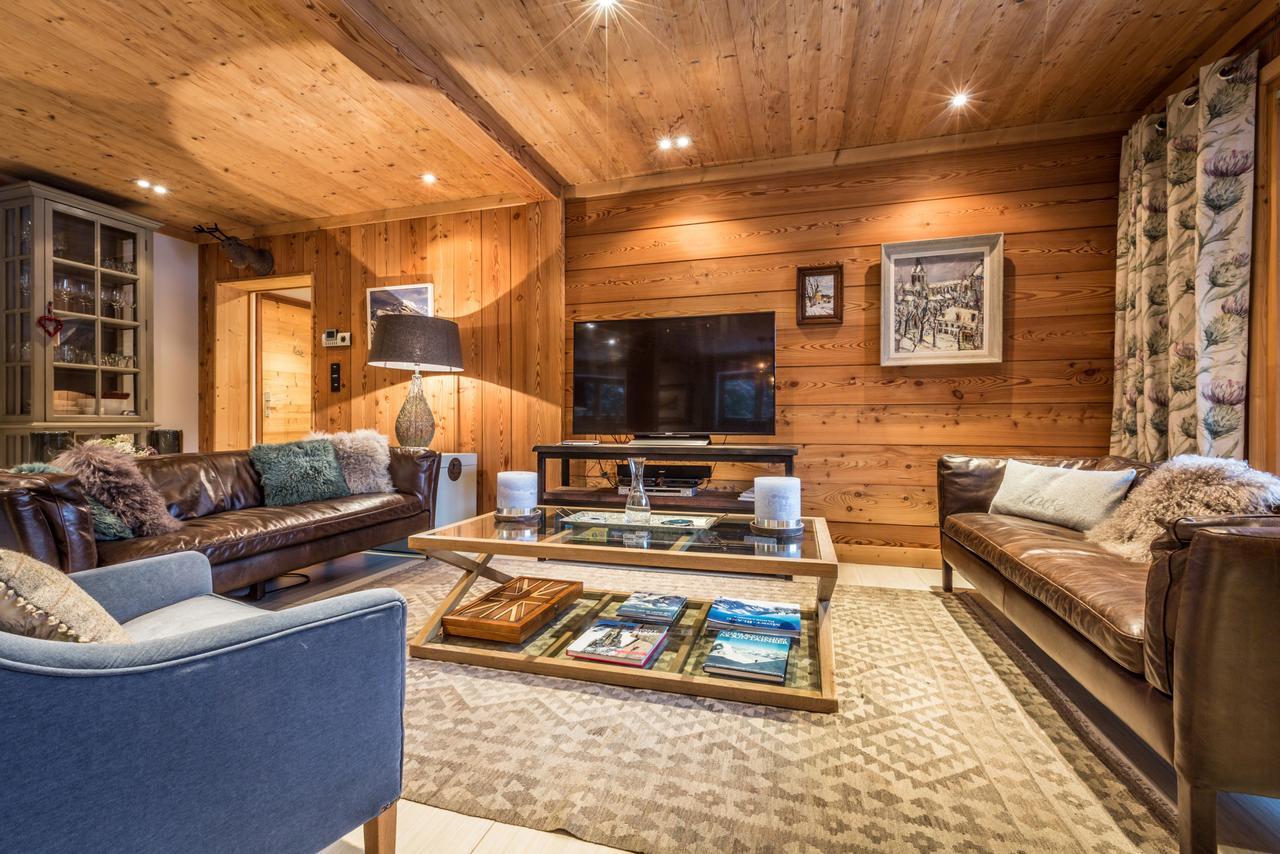 Apartment Au Bon Coin - Luxury Chamonix Hidden Haven, Mont Blanc View, Hot Tub And Garden Kültér fotó